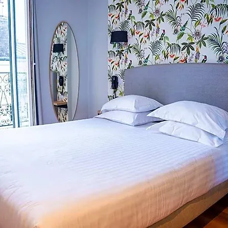 Verlain Hotel