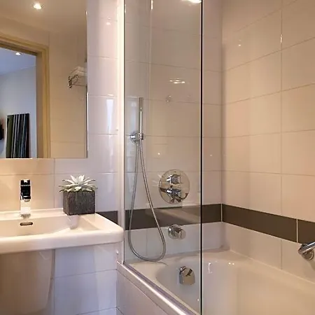 Verlain Hotel