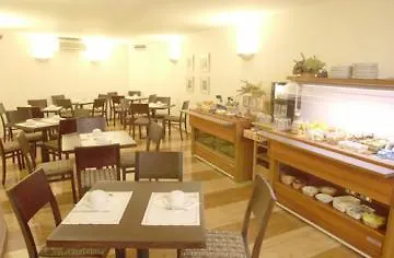 فيرلان 3* باريس